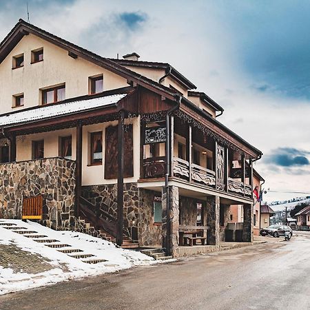 Hotel U Gorala Lesnica Exteriér fotografie
