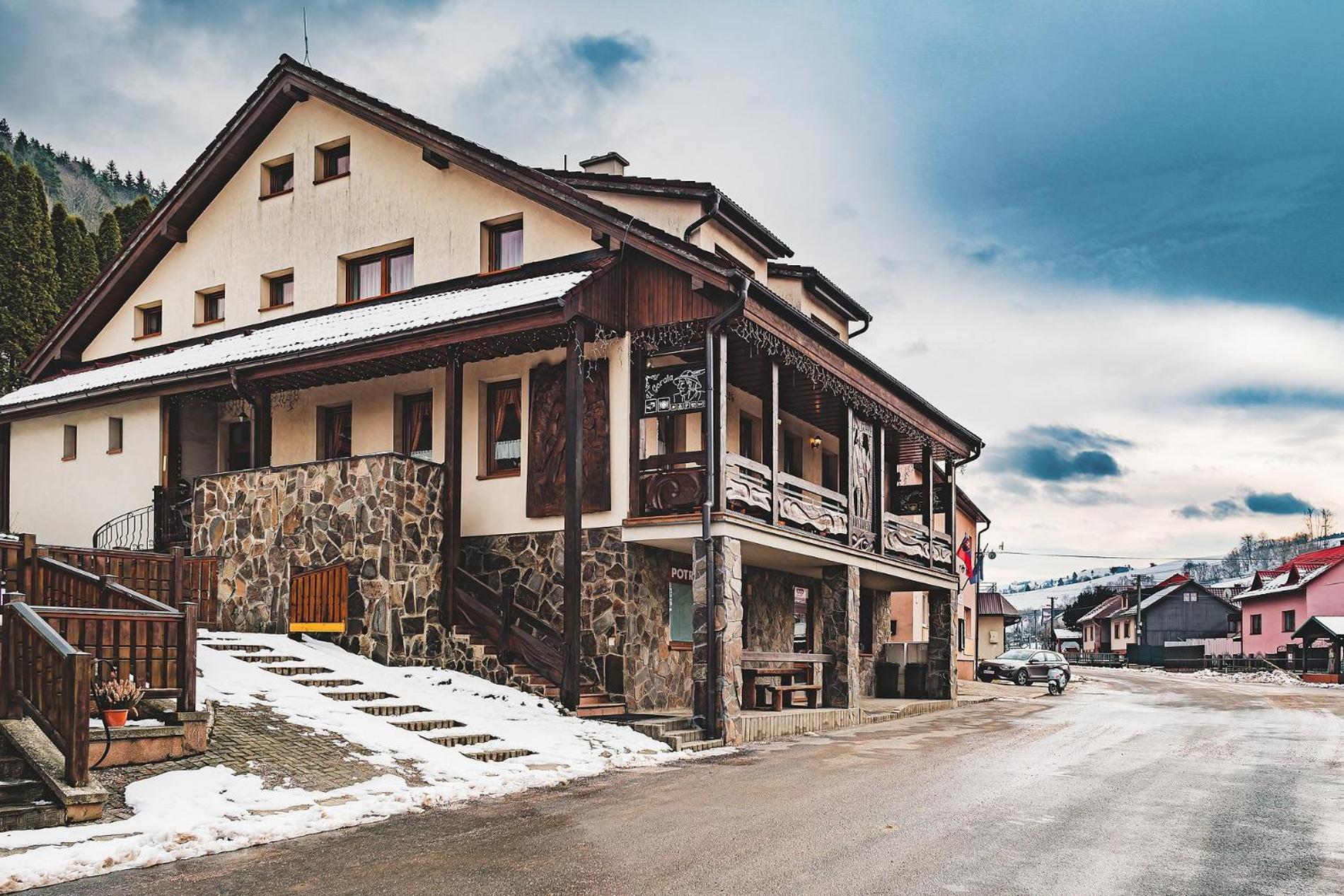 Hotel U Gorala Lesnica Exteriér fotografie